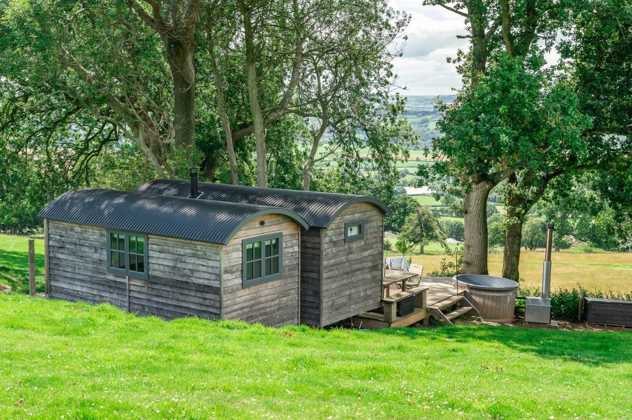 Tilbury Shepherd Huts With Hot Tubs Plus Holiday Cottages West Bagborough Exterior photo